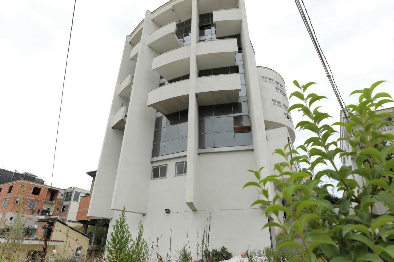 Hotel Gjuta Tiranë Ngoại thất bức ảnh